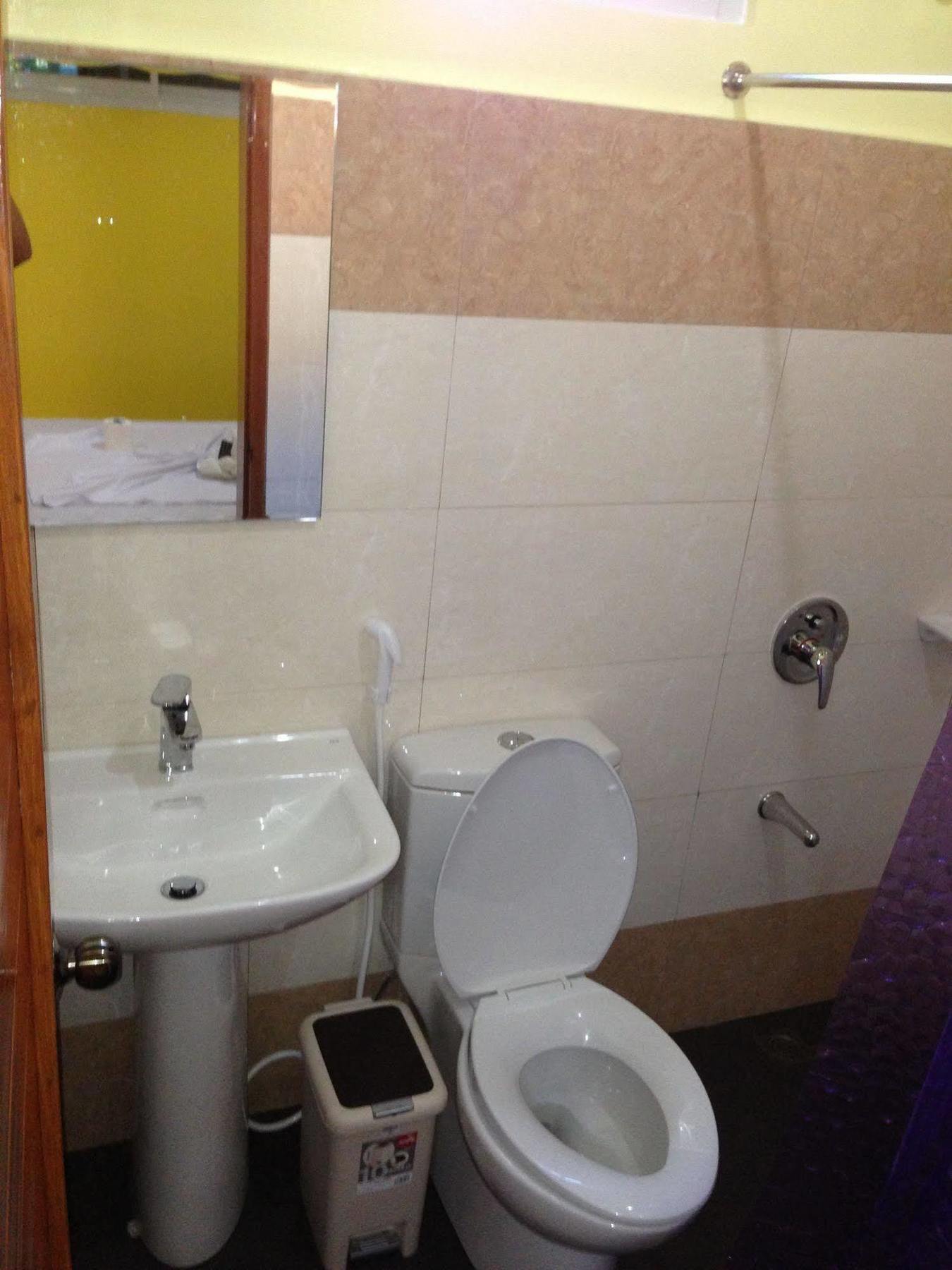 אל נידו Citrine Travel Lodge מראה חיצוני תמונה