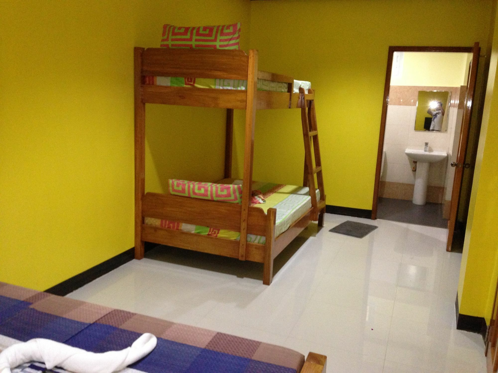 אל נידו Citrine Travel Lodge מראה חיצוני תמונה