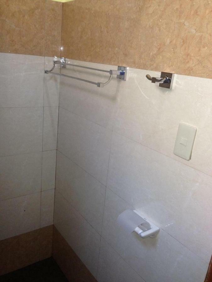 אל נידו Citrine Travel Lodge חדר תמונה